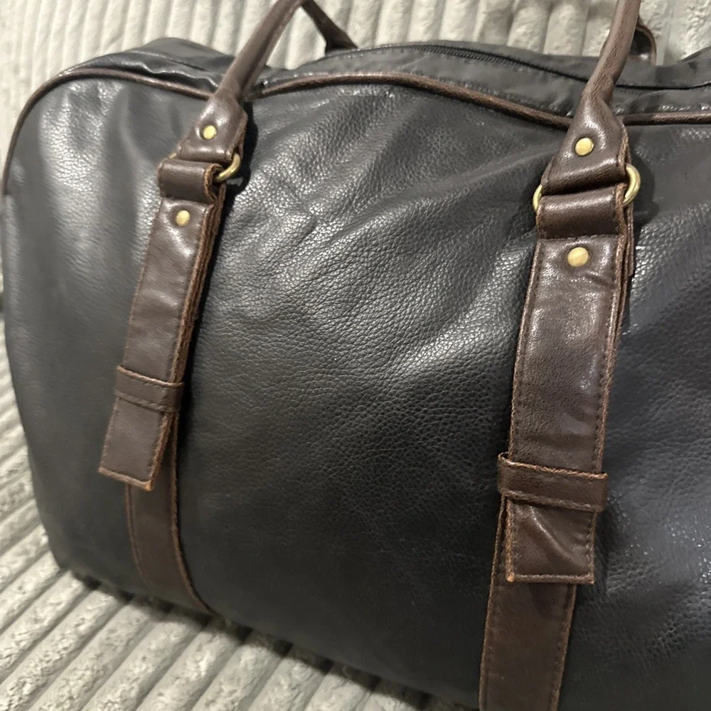 Urban Renewal UR Duffle Bag Usher Gift Leather Like Travel Tote 20